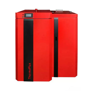 Rot und schwarzer Heizkessel Thermoflux PID Kombikessel 35 kW Holz- und Pelletheizung