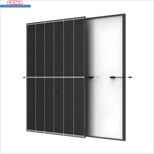 Bifaziale Solarzelle im Glas-Glas Black Frame für 10 kWp PV-Anlage mit 15kW Speicher